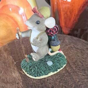 Charming Mouse Figurine with Backpack - Multicolor